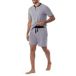 Van Heusen Men’s sleepwear